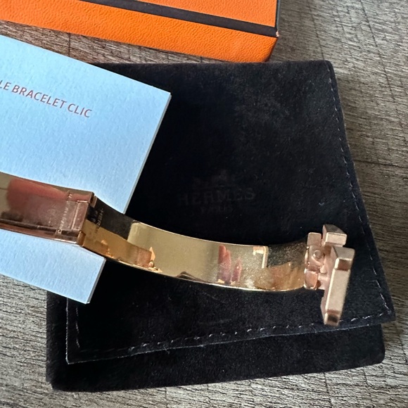 Authentic Hermes Clic Clac in Rosegold Limited Edition - Picture 7 of 10